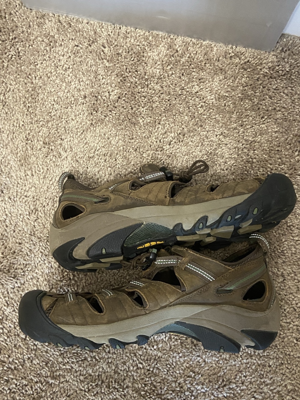 Keen Shoes Mens Size 10.5 Brown Leather Waterproof Hiking Sandals Outdoor Trail